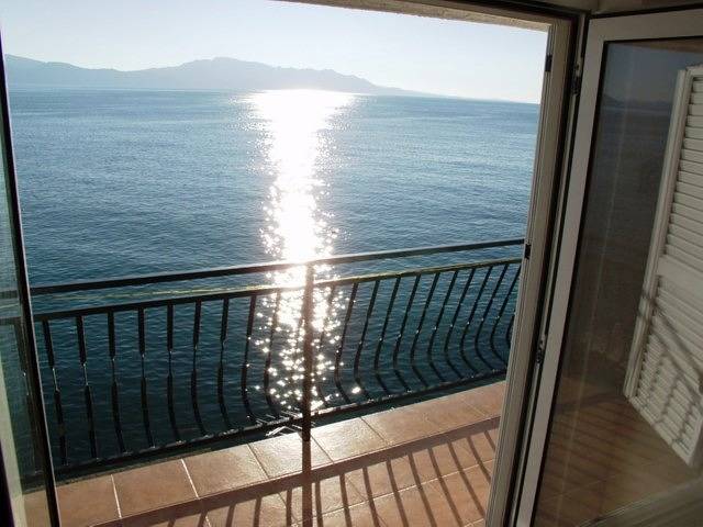 Apartament wakacyjny dla 4 osób, z balkon w Brist