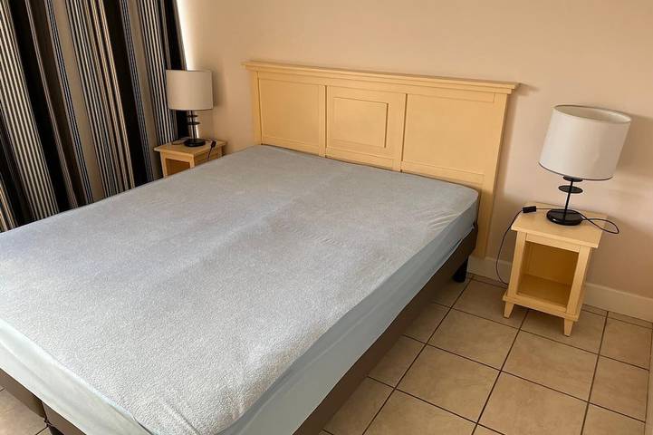 Apartamento entero, Apartment 55m2 sea view Heliotel Marine 4* residence in Saint-Laurent-du-Var, Costa mediterránea (Francia)