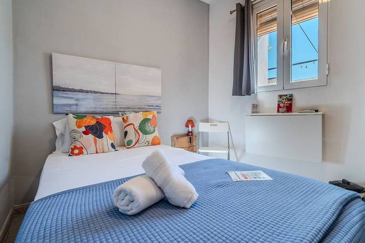 Chambre Simple-Basic-Salle de bain privée in Distrito Centro (Córdoba), Cordoba