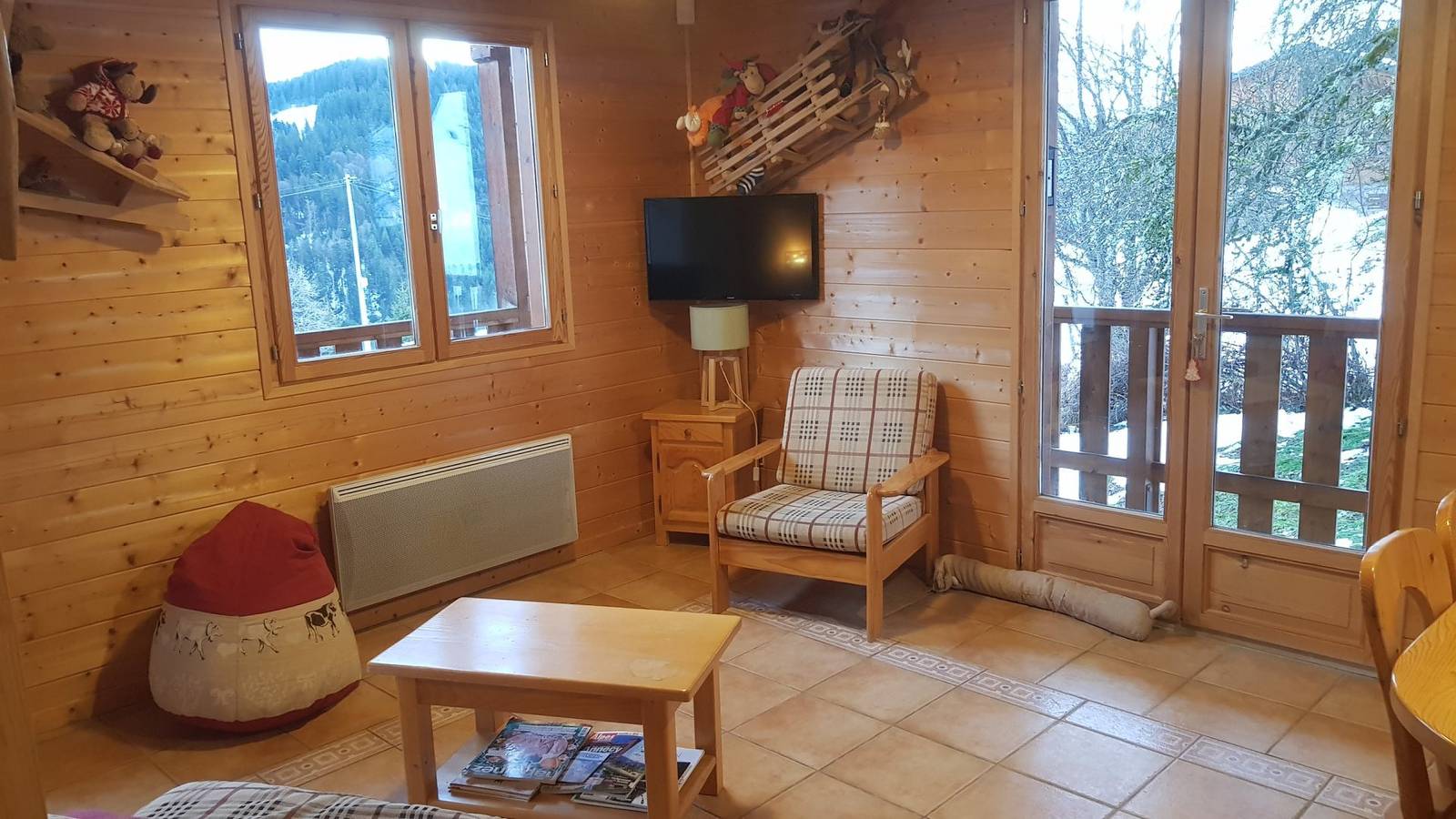 Chalet A2Pas, Sud Versant Sud, vue montagne - 30 m navette in Les Gets, Région de Bonneville