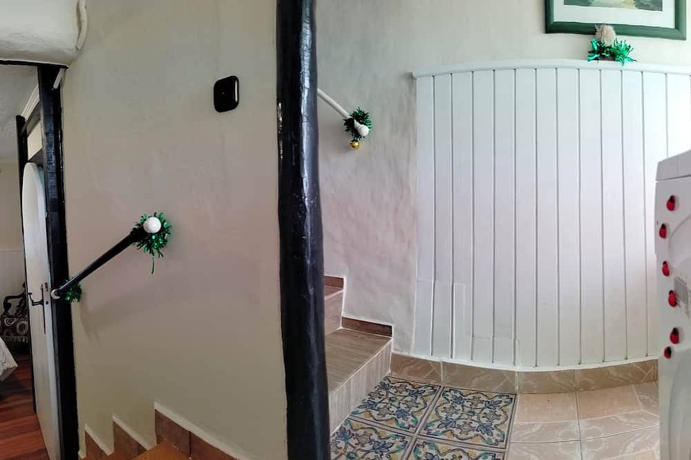 La Casita De Ivanna\nperiod property in the heart of the Spanish countryside in Fuenmayor, Provincia de La Rioja