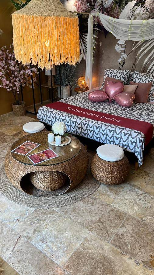 Eden palm suite & spa in Berre-l'Étang, Côte méditerranéenne (France)