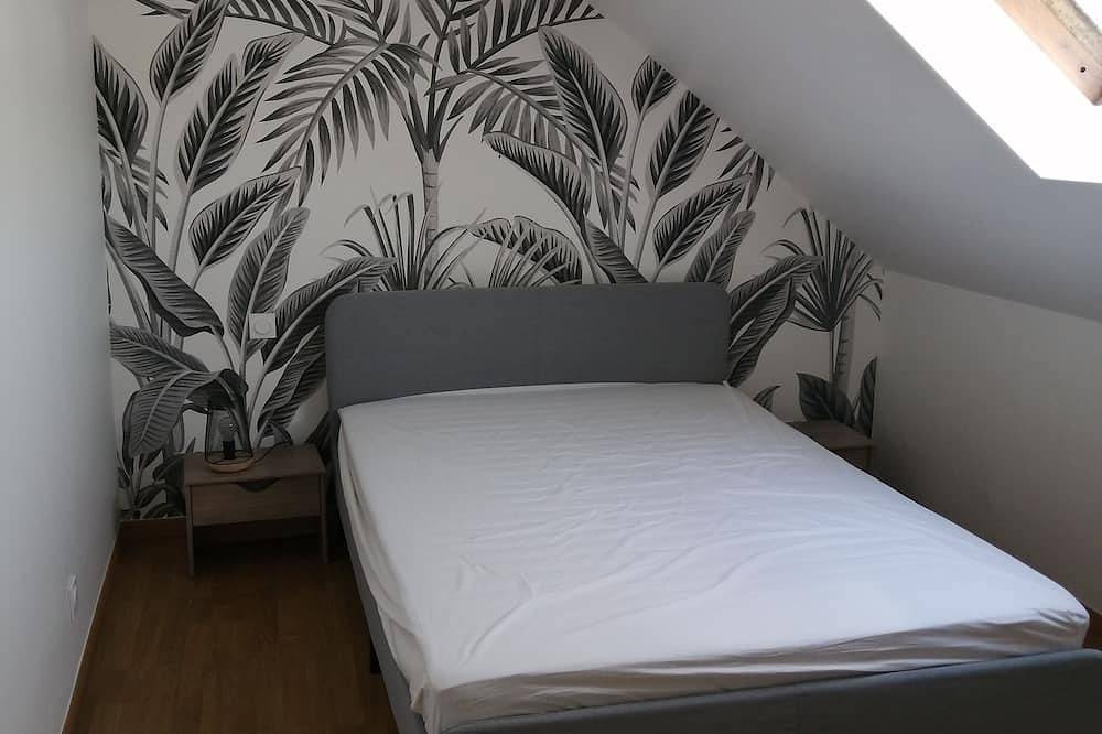 Le Cottage de la Plage house 400 m from the sea with garage and sunny courtyard in Mers-les-Bains, Abbeville region