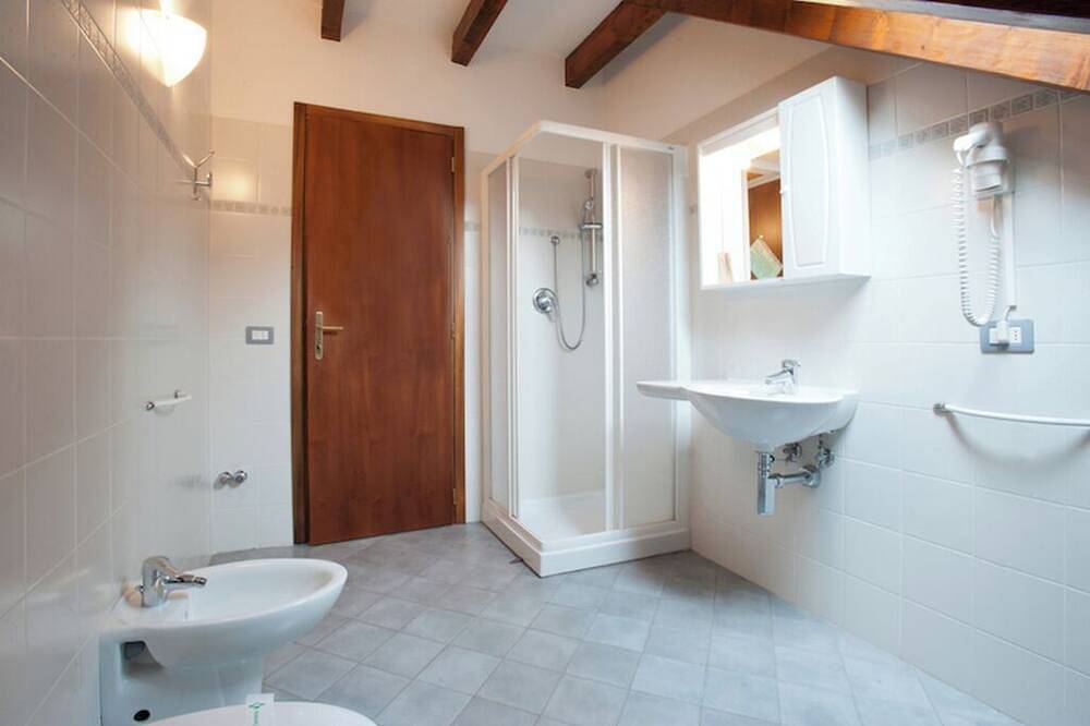 Appartamento intero, Mansarda Ai Monti\nnel cuore del paese, a due passi dalla natura in Santa Maria Maggiore (Città), Comune di Santa Maria Maggiore