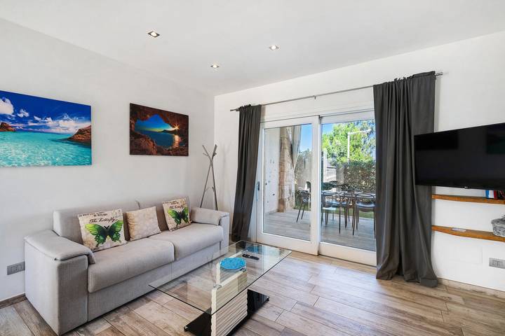 R House II: Your Paradise Retreat in Budoni in Budoni, Olbia-Tempio