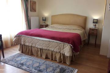 Maison De Vacances pour 25 Personnes dans Roquefort-les-Pins, Région de Cannes, Photo 1