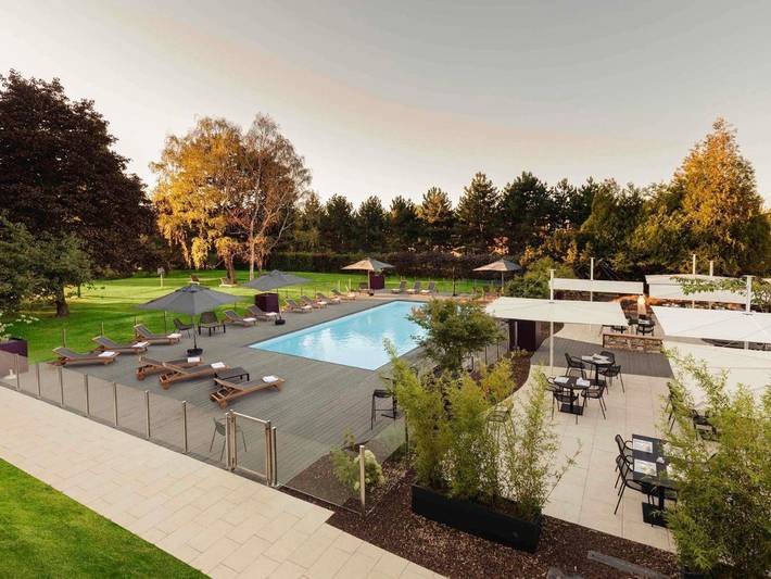 Hôtel pour 4 personnes, avec jardin et piscine