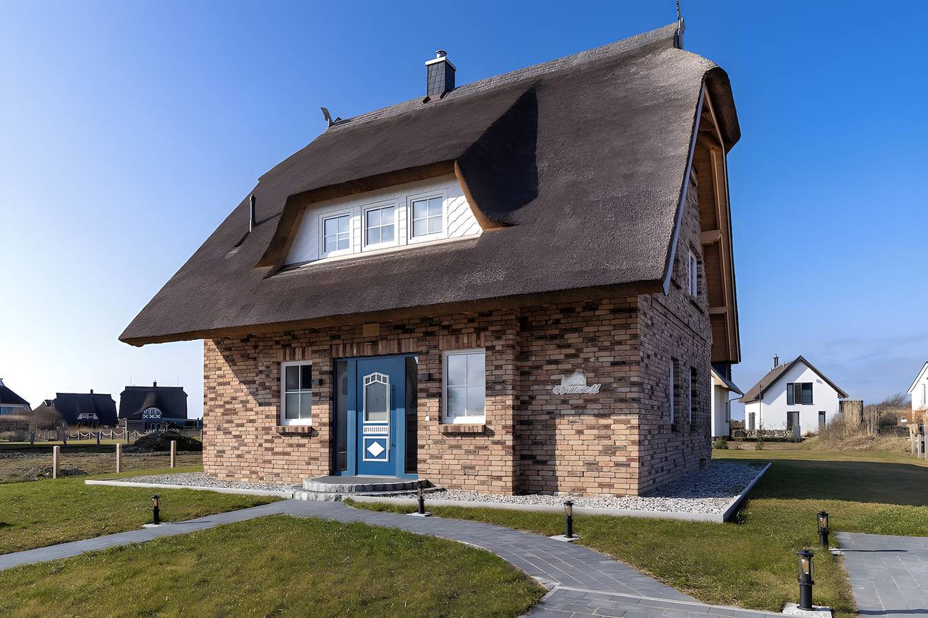 \"reethaus nordlicht\" a top-class vacation home on the baltic sea island of rügen. in Lancken, Dranske
