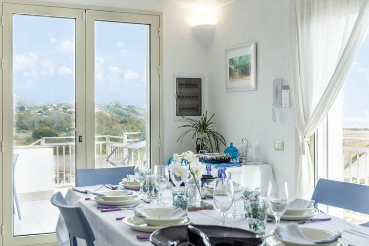 Gîte pour 6 personnes, avec bassin pour enfant et balcon à Siculiana - 4