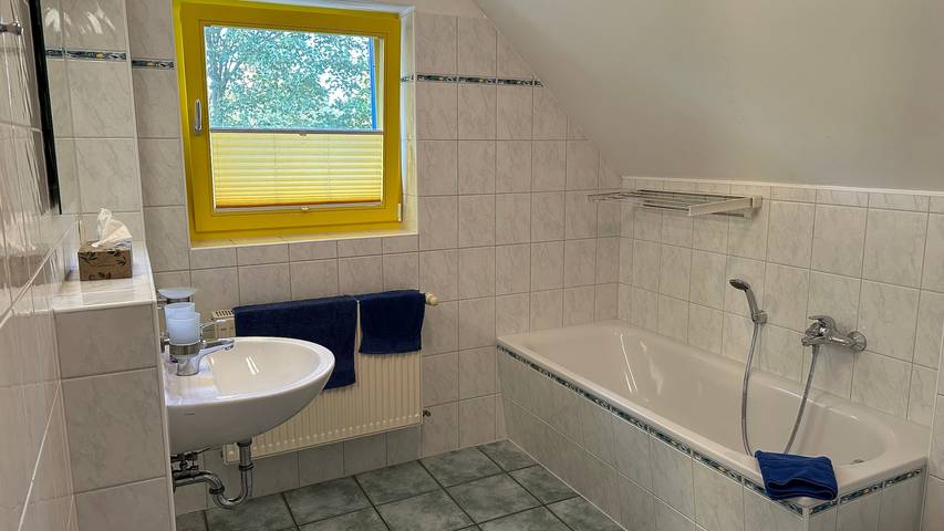 Ferienwohnung für 6 Personen, mit Balkon in Prerow - 4