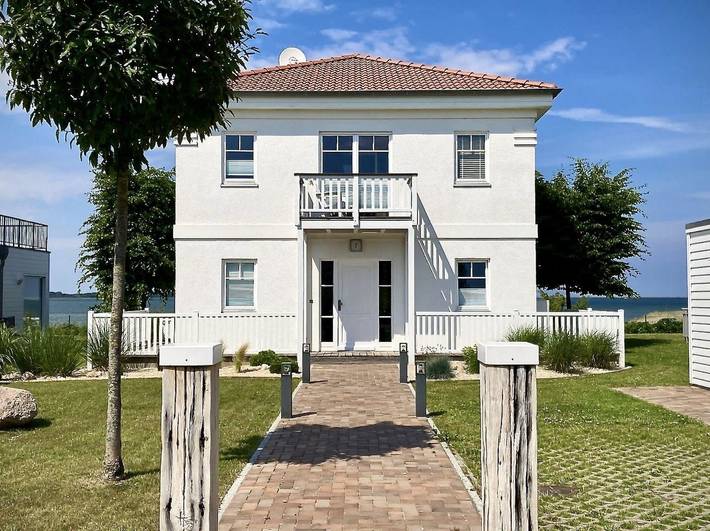 Ferienhaus für 6 Personen, mit Balkon und Terrasse sowie Garten und Sauna in Olpenitz