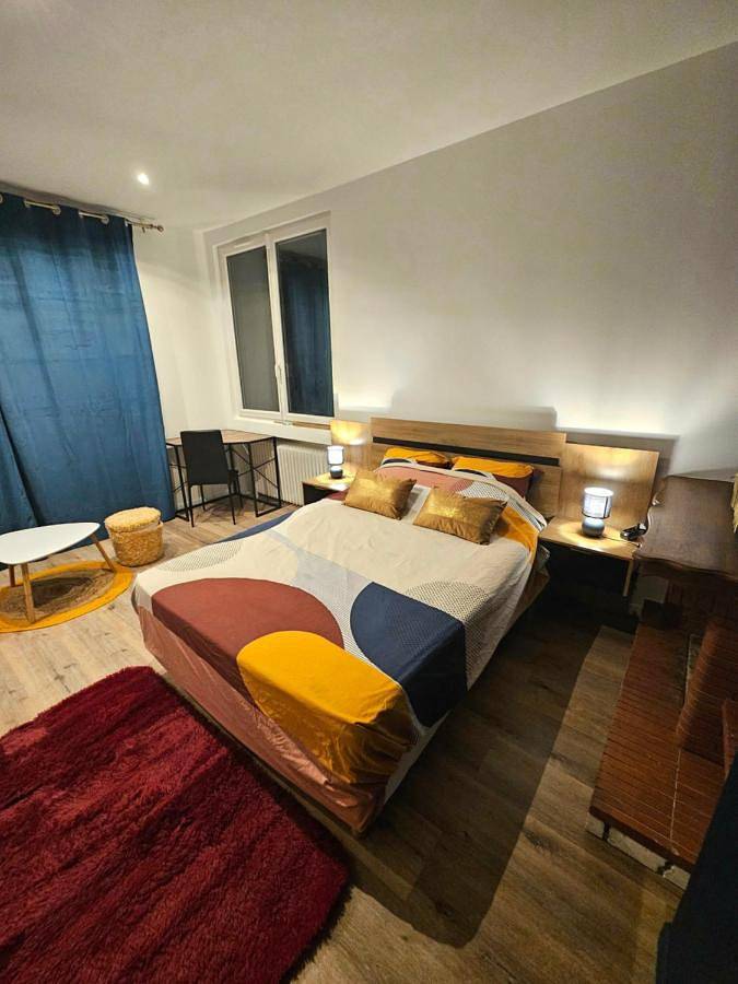 Chambre d’hôte pour 8 personnes, avec jardin en Charente - 3