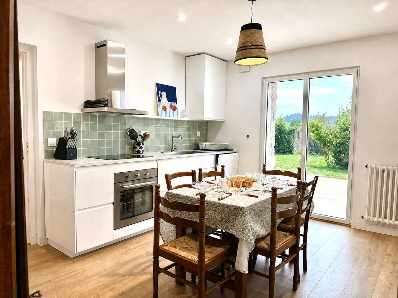 Ganze Ferienwohnung, Combrit - Renovated stone house near beach with enclosed garden in Combrit, Quimper und Umgebung