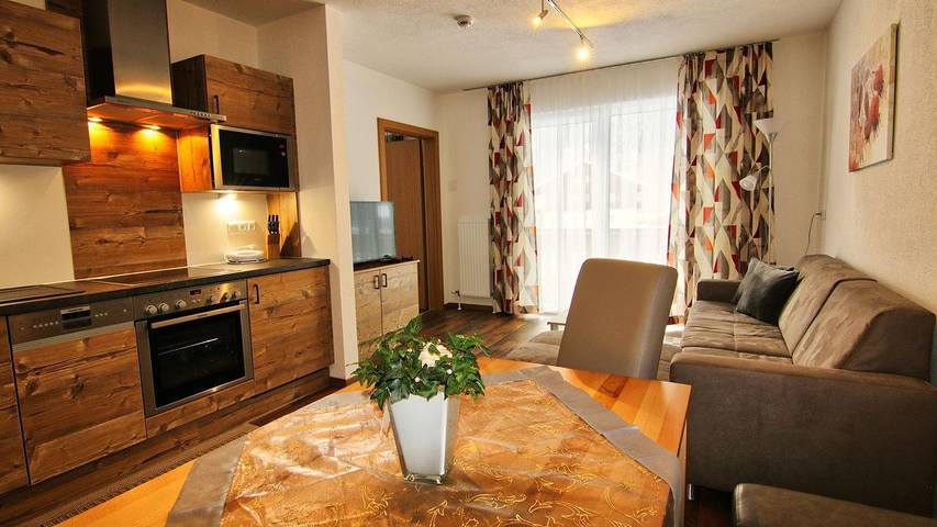 Ferienwohnung für 4 Personen, mit Pool und Balkon sowie Sauna und Garten in Sankt Jakob in Defereggen - 2