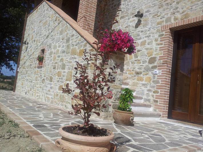 Maison d’hôte pour 2 personnes, avec jardin ainsi que terrasse et vue à Gualdo Tadino - 4