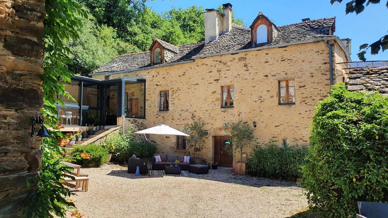 Appartement entier, La Ferme des Andes - Gîte l'Atelier in Quins, Aveyron