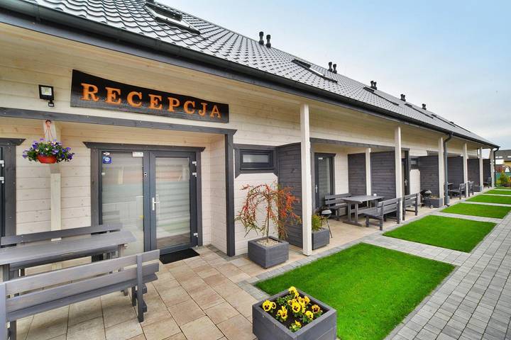 Ferienhaus für 8 Personen, mit Whirlpool und Terrasse sowie Sauna