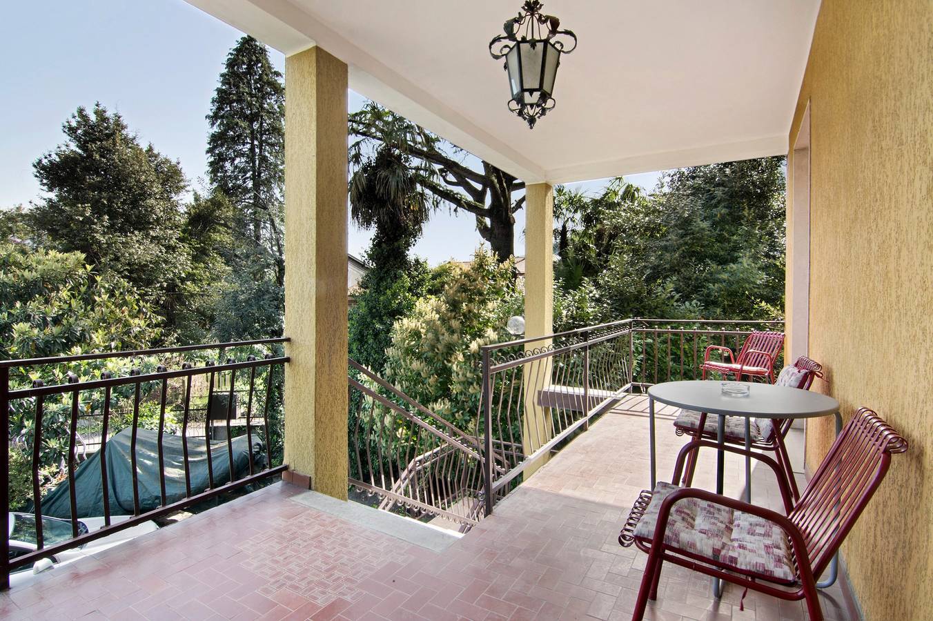 Entire apartment, Apartment 'Gravedona Lake' with Mountain View, Private Terrace and Wi-Fi in San Gregorio (Como), Gravedona ed Uniti