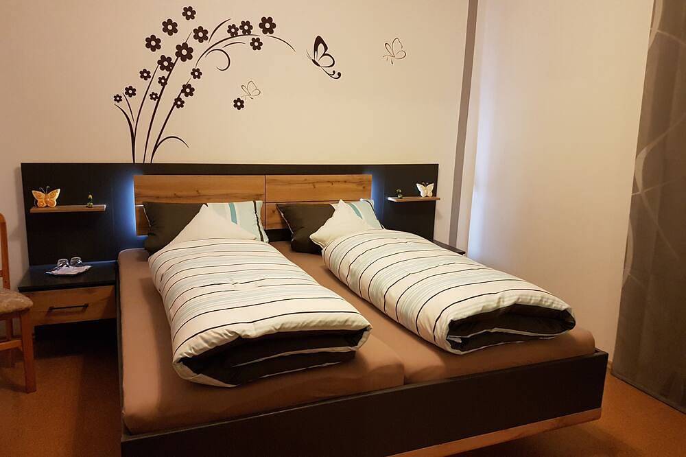 Schmetterlings-Appartement in Ramberg, Südliche Weinstraße