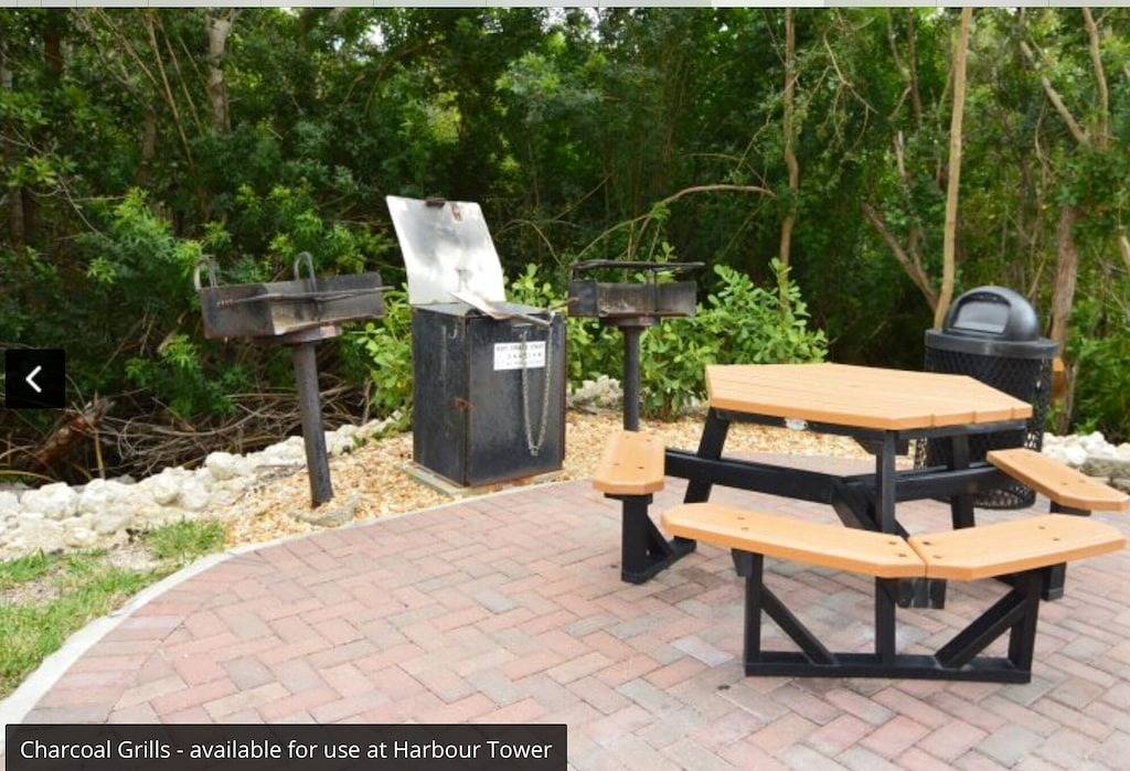 Ganze Wohnung, Wunderschön fertig Waterfront Beach Resort Condo bei Sanibelharbour in Punta Rassa, Southwest Florida