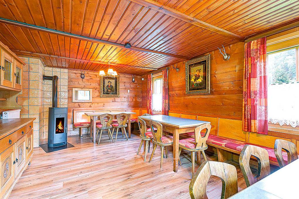 Holiday home for 20 people in Heiligenblut, Oberkärnten