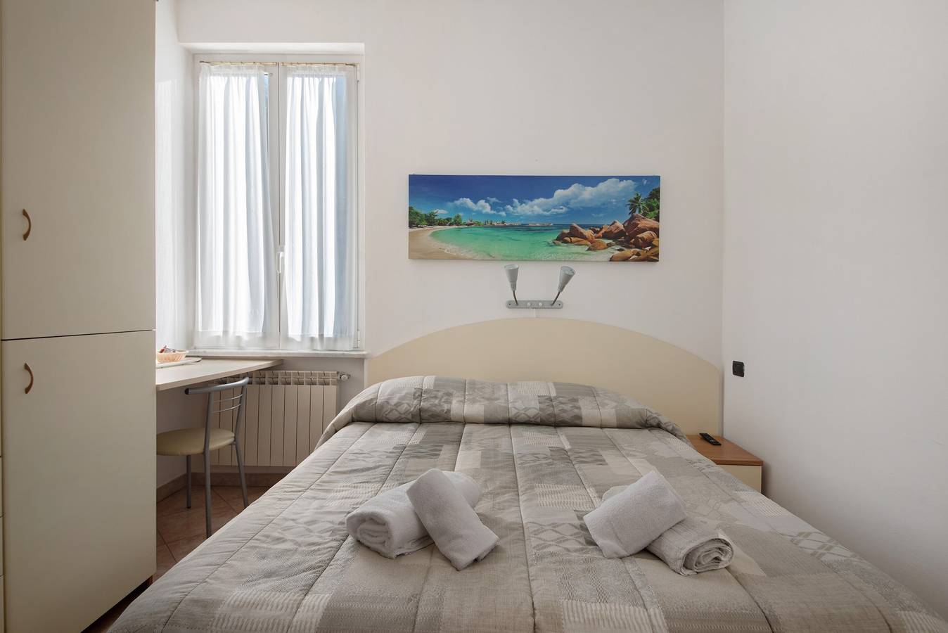 Camera 'Camelia' con Wi-Fi e aria condizionata in Levanto, Comune di Levanto