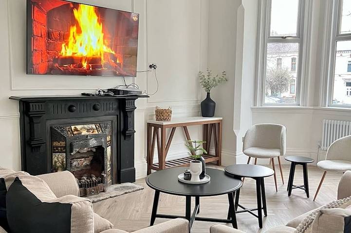 Holiday rental for 18 people, with terrace and garden in Walsall