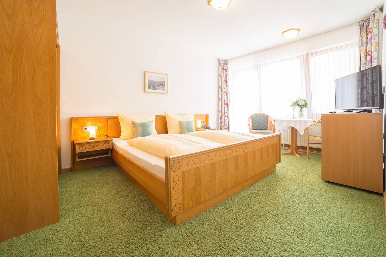 Hotel-Pension Enzian, Doppelzimmer mit Balkon oder Terrasse inklusive Frühstück in Todtnauberg (Todtnau), Todtnau