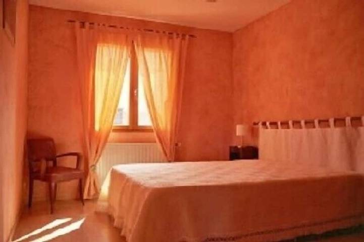 Gîte pour 6 personnes, avec terrasse et jardin à La Rochepot - 4
