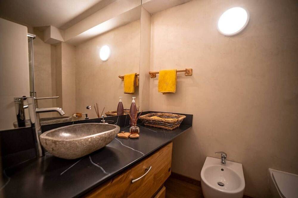 Geheel appartement, Alpine Embrace - Cozy studio apartment in Pila (Aosta), Comune di Gressan