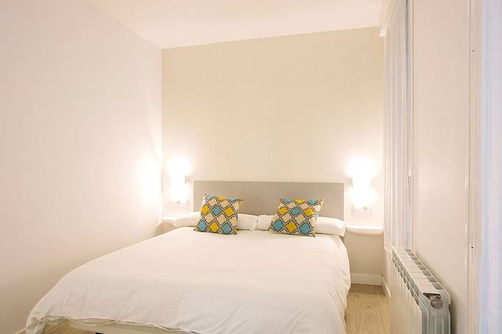 Entire apartment, 6 Getaria B superb central apartment in Kontxa hondartza - Playa de la Concha (San Sebastian), San Sebastian