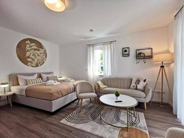 Ferienwohnung für 4 Personen, mit Ausblick und Garten in Hohen Neuendorf