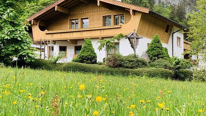 Ferienwohnung für 6 Personen, mit Balkon in Maurach
