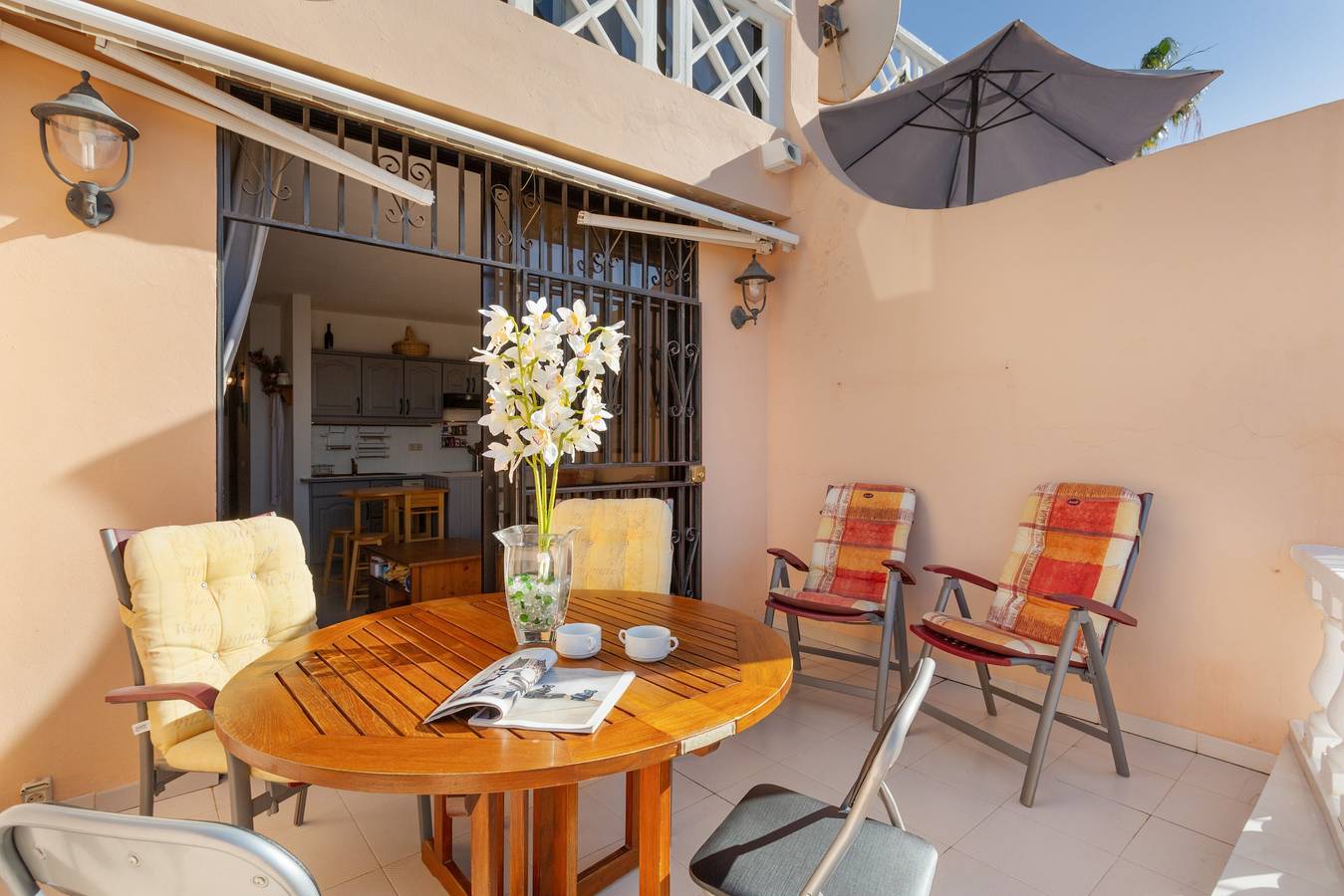 Ganze Wohnung, Ferienwohnung 'Casa Paradise Michel' mit Meerblick, privater Terrasse und Wlan in San Eugenio Alto, Adeje