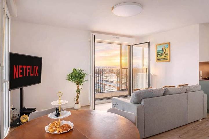 Holiday apartment for 6 people, with balcony and pool - 1