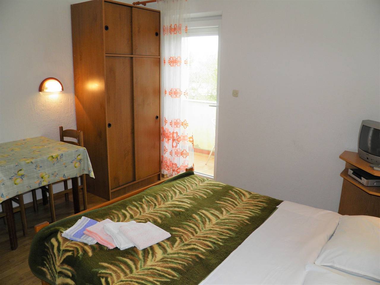 Ganze Wohnung, Studio Apartment Miljenka Nr. 6 - mit Balkon und Parkplatz in Baska, Krk