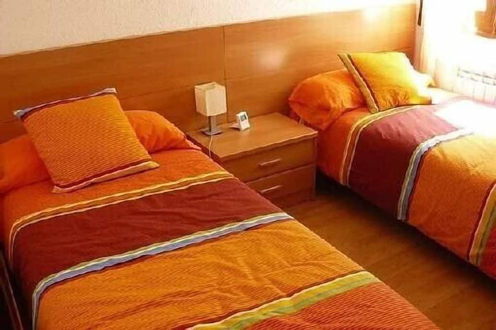 Chalet pour 6 personnes, avec piscine ainsi que balcon et jardin à L'Ametlla de Mar - 2