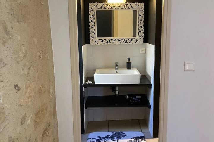 Gîte pour 2 personnes, avec piscine à Sainte-Croix (France) - 4