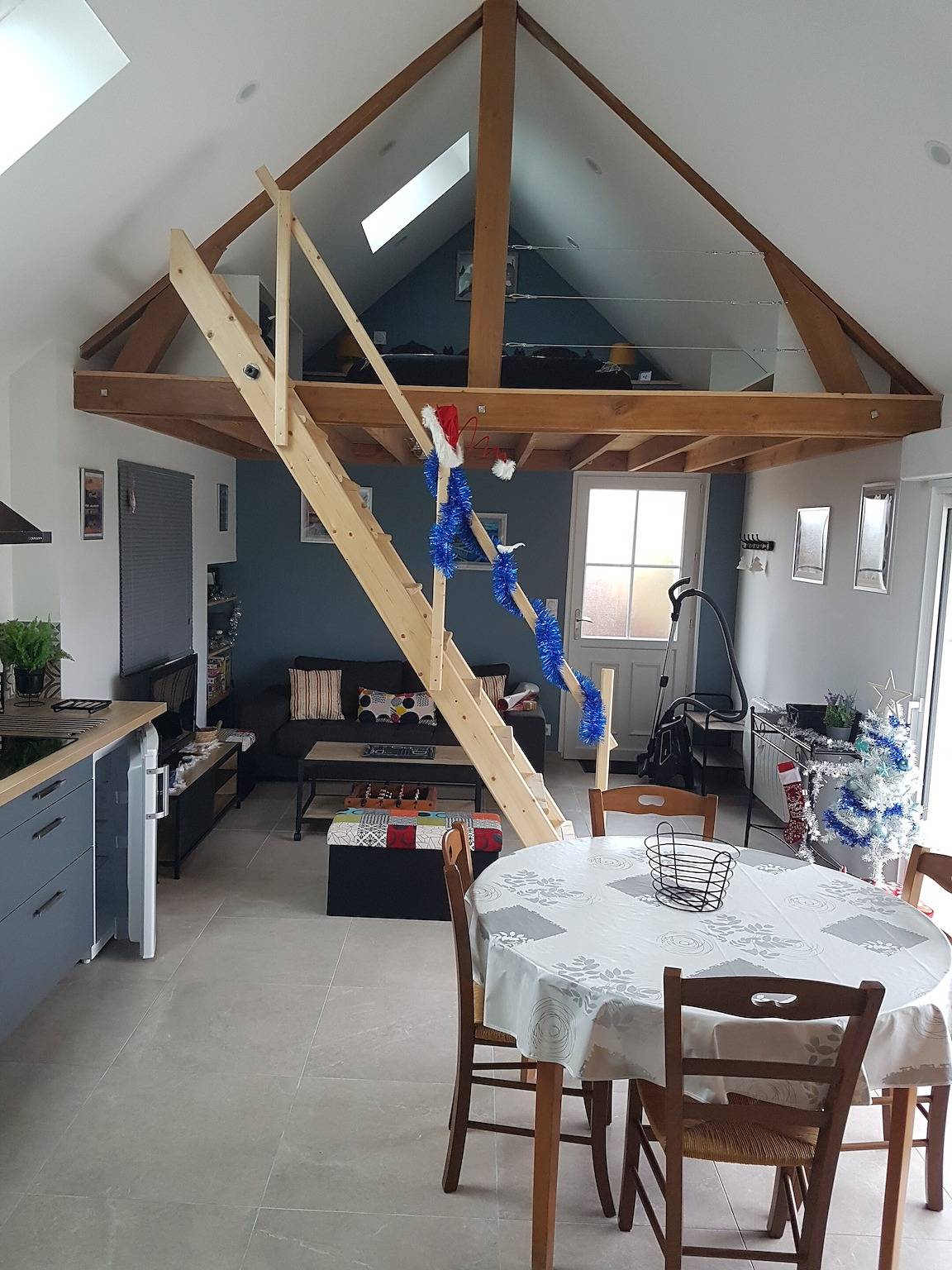 Gîte De La Martinière near Beauval: Private Terrace, Garden, Wi-Fi in Vallières-les-Grandes in Vallières-les-Grandes, Blois region