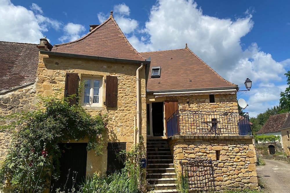 Le logis d'Epicure Charming house in the heart of a typical Lot village. in Payrignac, Quercy