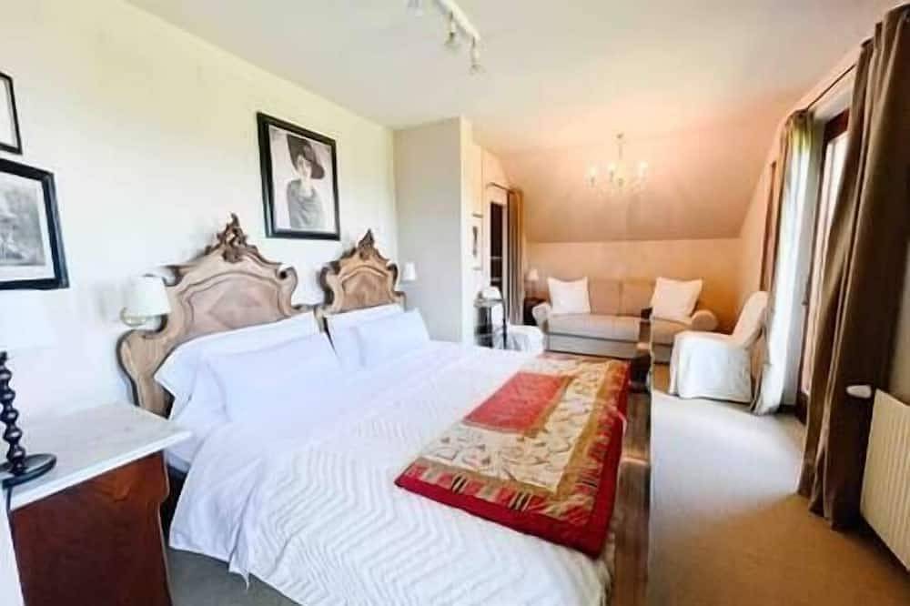 Österreichische Luxusvilla mit Pool/Feuerstelle im Freien in Ebenthal in Kärnten, Klagenfurt-Land