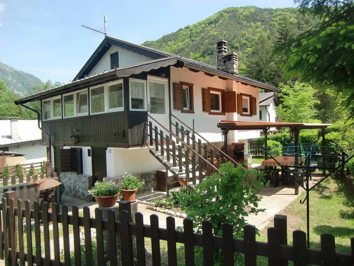 Ferienhaus für 4 Personen, mit Terrasse und Garten in Pur