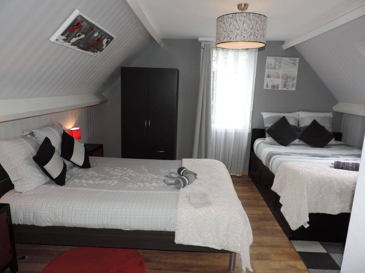 Chambres d'Hotes La Maison Neuve in Saint-Loup, Région d'Avranches