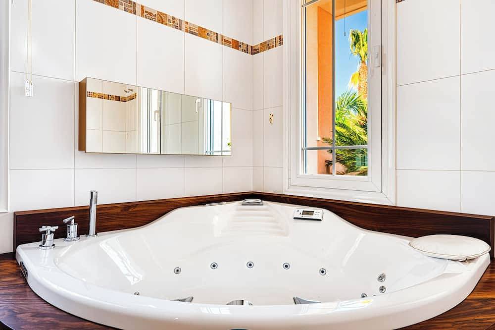 Alameda Villa | Pool | Indoor Spa | Golf | Gym in Lorca, Murcia Inland