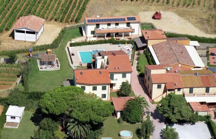 Apartmenthotel for 2 people, with garden and pool - 1