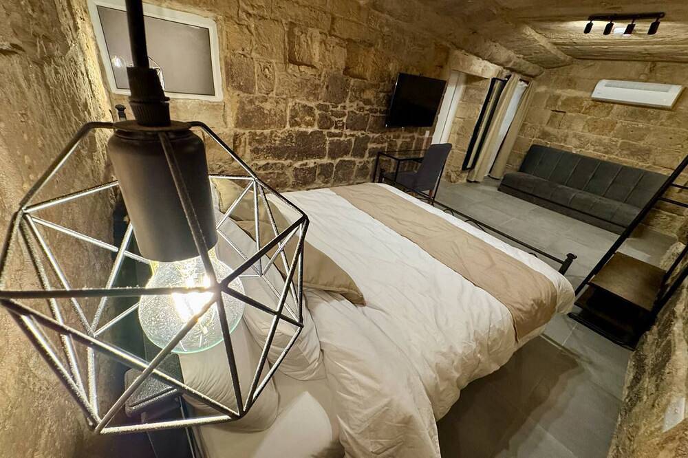 Kappella Boutique - Room 1 in Żurrieq, Malta Island
