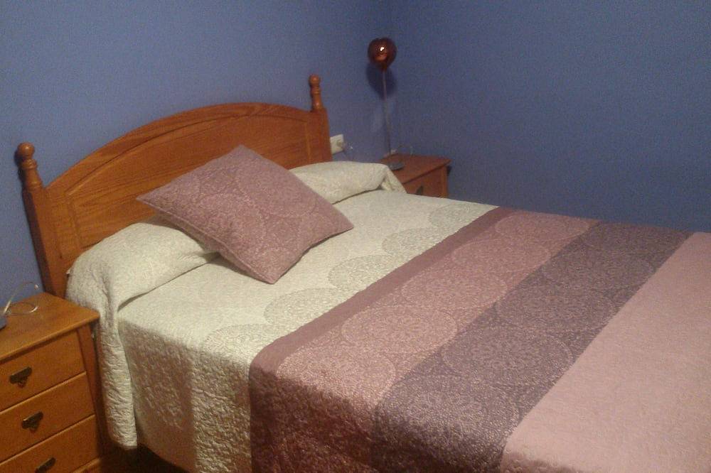 All Comfort Villa With Pool, In A Magical Campestre Frame. in Godelleta, Valencia Province