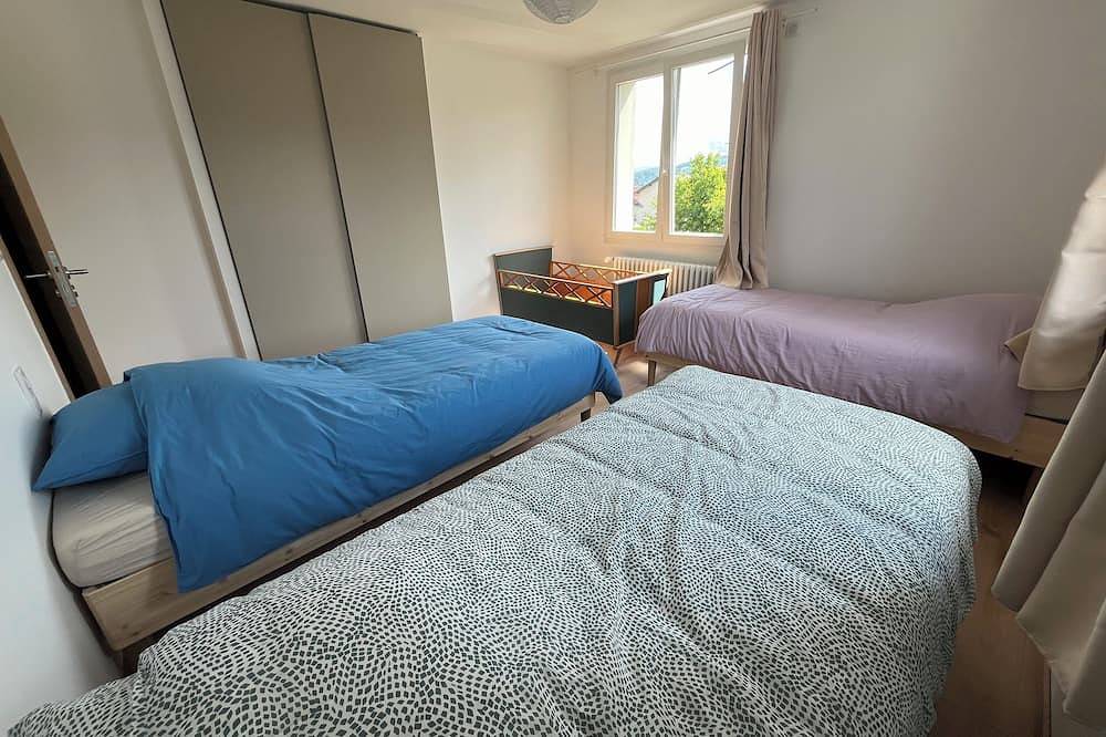 Appartement entier, Appartement Dans Maison Entre Lacs et Montagne in Albens, Région de Chambéry