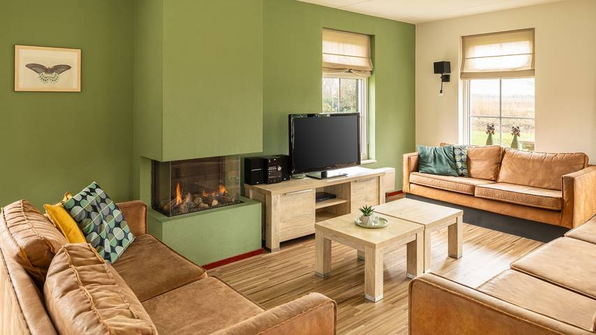 Ferienhaus für 16 Personen, mit Balkon/Terrasse und Sauna sowie Terrasse