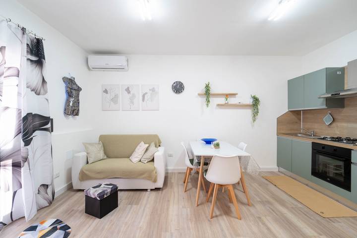 Appartamento intero, La Casa di Mario in Oristano, Campidano